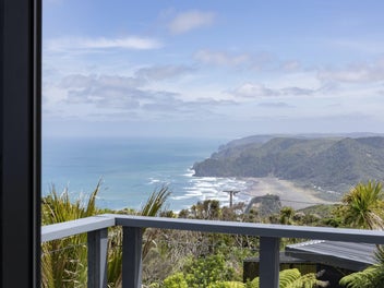 HUGE HOME - HUGE VIEWS - HUGE OPTIONS