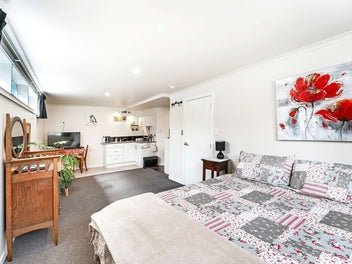 More Than Meets the Eye in Glenwood