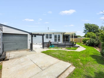 Easy Care Home, Great Location