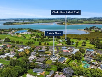 Modern living with golf views!