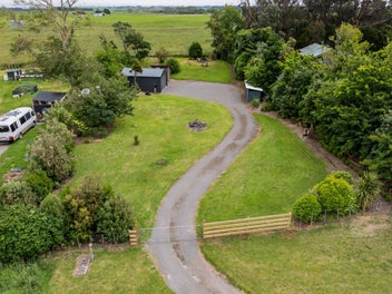 SERVICED SECTION WITH A GARAGE - THE SMART START