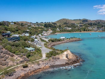 Unique & ultimate & unmissable