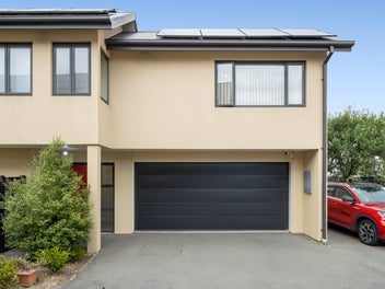 Modern - Spacious - Low Maintenance - Affordable!