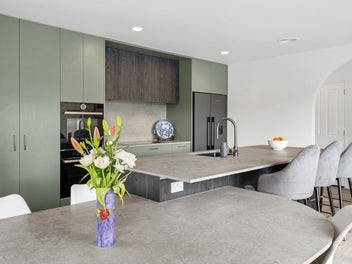 Rural Living with Town Convenience