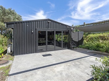LOCATION + LARGE SHED + OFF STREET PARKING