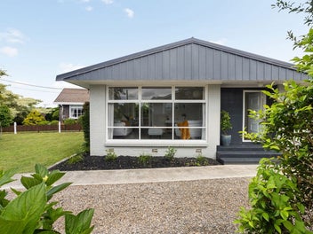 Kiwi As With A European Twist