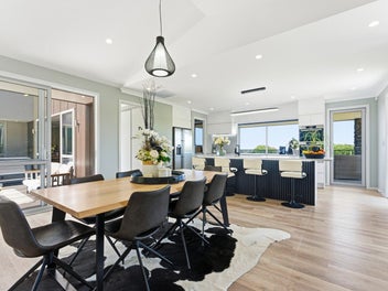 Prestigious luxury living with sea-lifestyle views