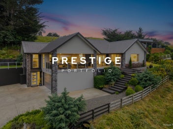 Prestigious luxury living with sea-lifestyle views