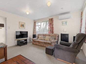 Deceased estate - must be sold!