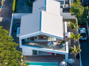 Beachfront Luxury in the Heart of the Mount