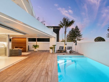 Near new home on Mount Beachfront