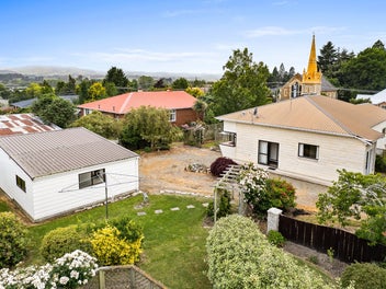 TERRIFIC ON TIVERTON