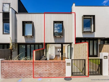 Top Notch Location, Dream Home Here.