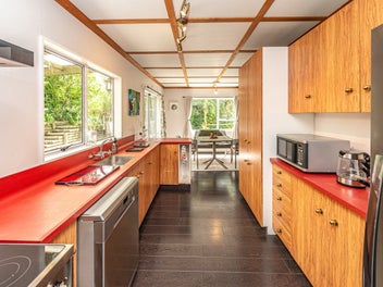 Highly motivated vendors! - Your private retreat