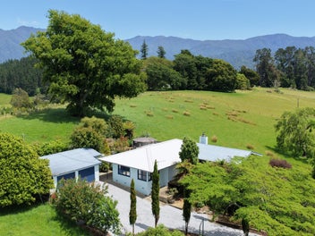 PEACEFUL RURAL LIVING