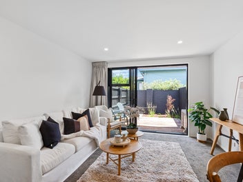 Central Location - Striking Appeal