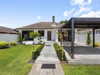 Vendors want it SOLD.