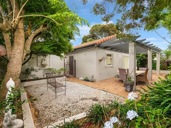 One Level Living in Belmont!