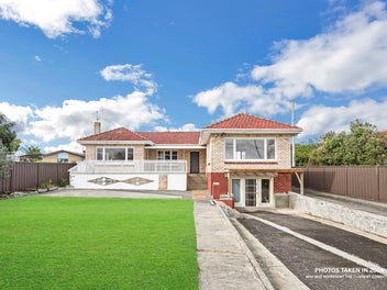 Exceptional Family Living in Prime Papatoetoe!