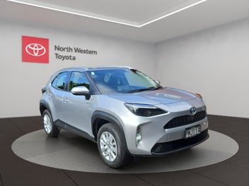 2022 Toyota Yaris Cross GX 1.5P HV ECVT FWD SUV...