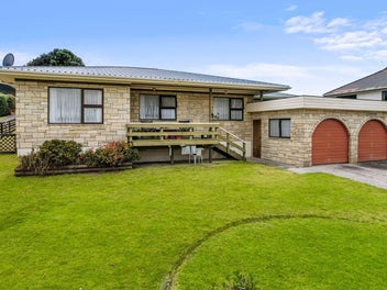 661 Pukehina Parade Pukehina