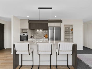 Turn the Key on Your Next Chapter | Oakbridge