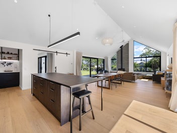 Hyland Lux Lifestyle