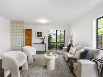 SECRET GARDEN GEM! SINGLE-LEVEL SUPERSTAR