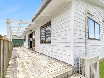 Wood you look at that!