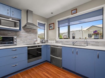 PRIVATE OASIS IN CLYDE