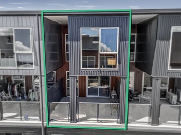 Secure and Convenient City Living!