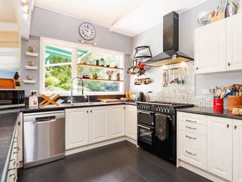 The Country Dream Your Family Deserves