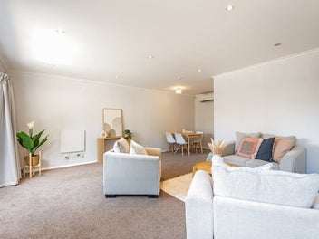 Easy care and exceptionally convenient