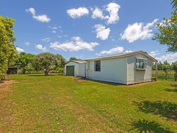 Affordable coastal hideaway - Tolaga Bay