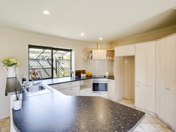 Low Maintenance Living, Footsteps to Taradale