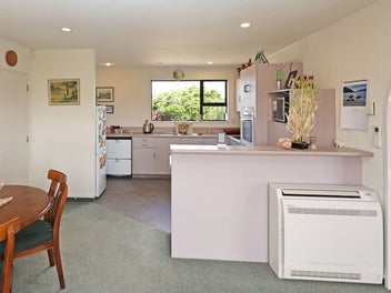 FAMILY LIFE WITH NO STRIFE