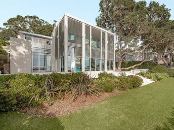 North-Facing Beachfront - Takapuna’s Best address