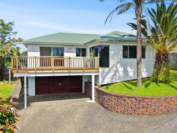 Top Of The World! Views Forever!