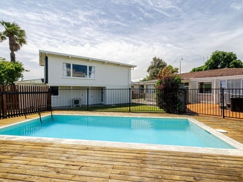 COMFORT MEETS CONVENIENCE!