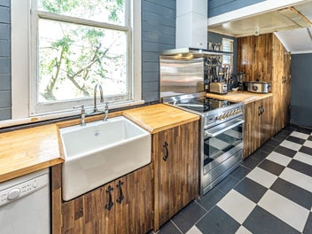 A classic twin bay-window villa with restorations