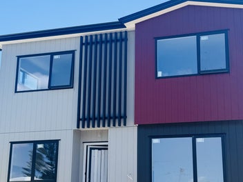 Brand New Homes in Sought-After Wattle Downs!