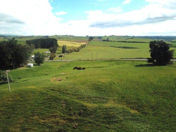 Location and rural views await!