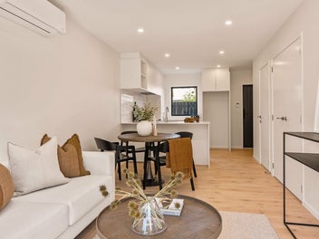 Brand New-Move in and Make it Home