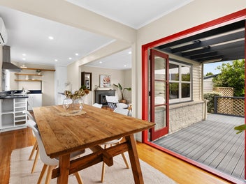 Well Maintained, Sunny and Warm!