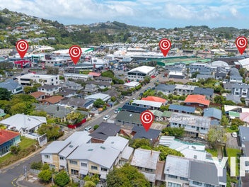 Single Level & Walk to Maccas? YIP!