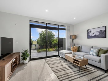 Overseas Vendor Says Sell