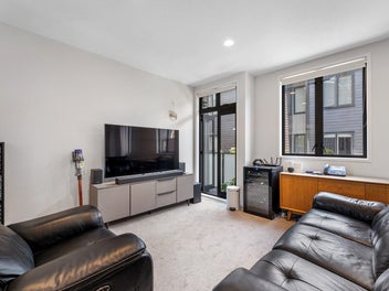 Modern Townhouse in Top Central Location