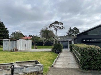 Image 1 of 5
