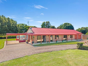 Cherished Tamahere Lifestyle Property