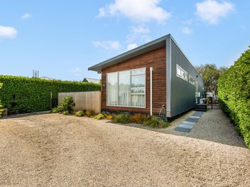 Martinborough Lifestyle Awaits!